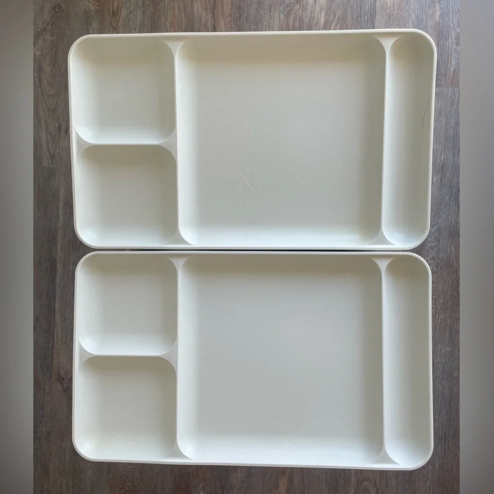 (8) Vintage Tupperware Slotted Food Lunch Dinner Trays - Picture 3 of 9